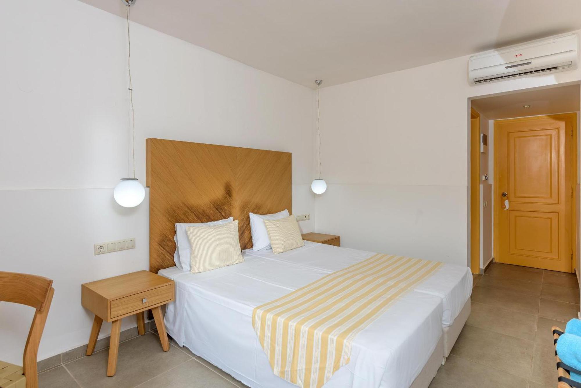 Zeus Hotels Palm Beach Σταλίδα Εξωτερικό φωτογραφία
